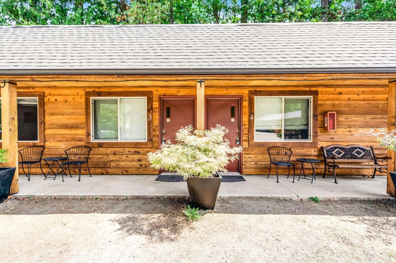Mount Skokomish Room 3 At Mount Walker Inn Quilcene Екстер'єр фото